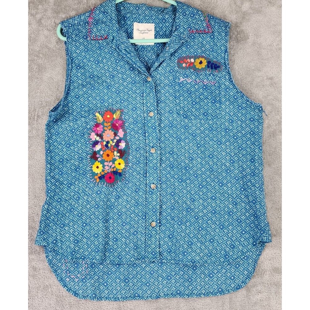 American Eagle Outfitters Shirt Womens Blue‎ Floral Embroidered Casual Button Up